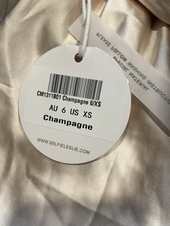 Selfie Leslie-Lucinda Twist Back Midi Dress Champagne - Picture 5 of 5